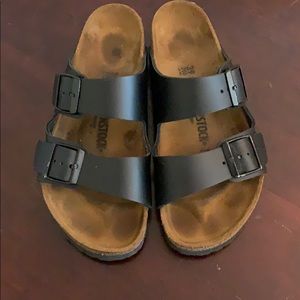 Black leather Birkenstock Arizona Sandals